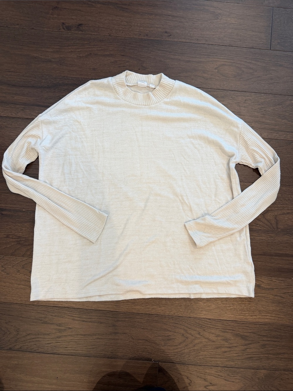GAP Cream Ribbed Crewneck Sweater Size Medium - C11-260